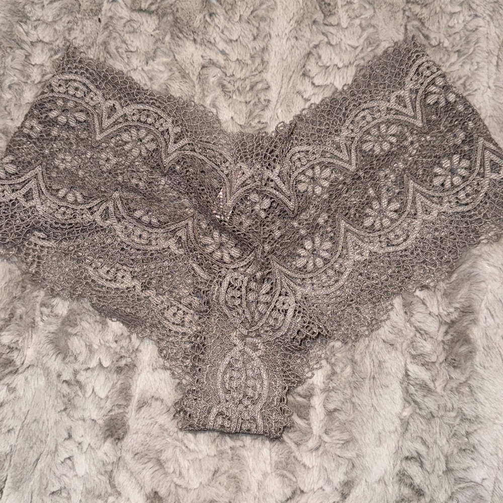 Victorias Secret Lace Shortie/MiniShort New M